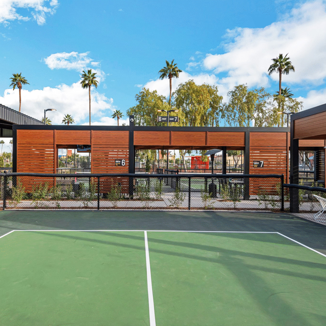 A New Pickleball And Restaurant Concept