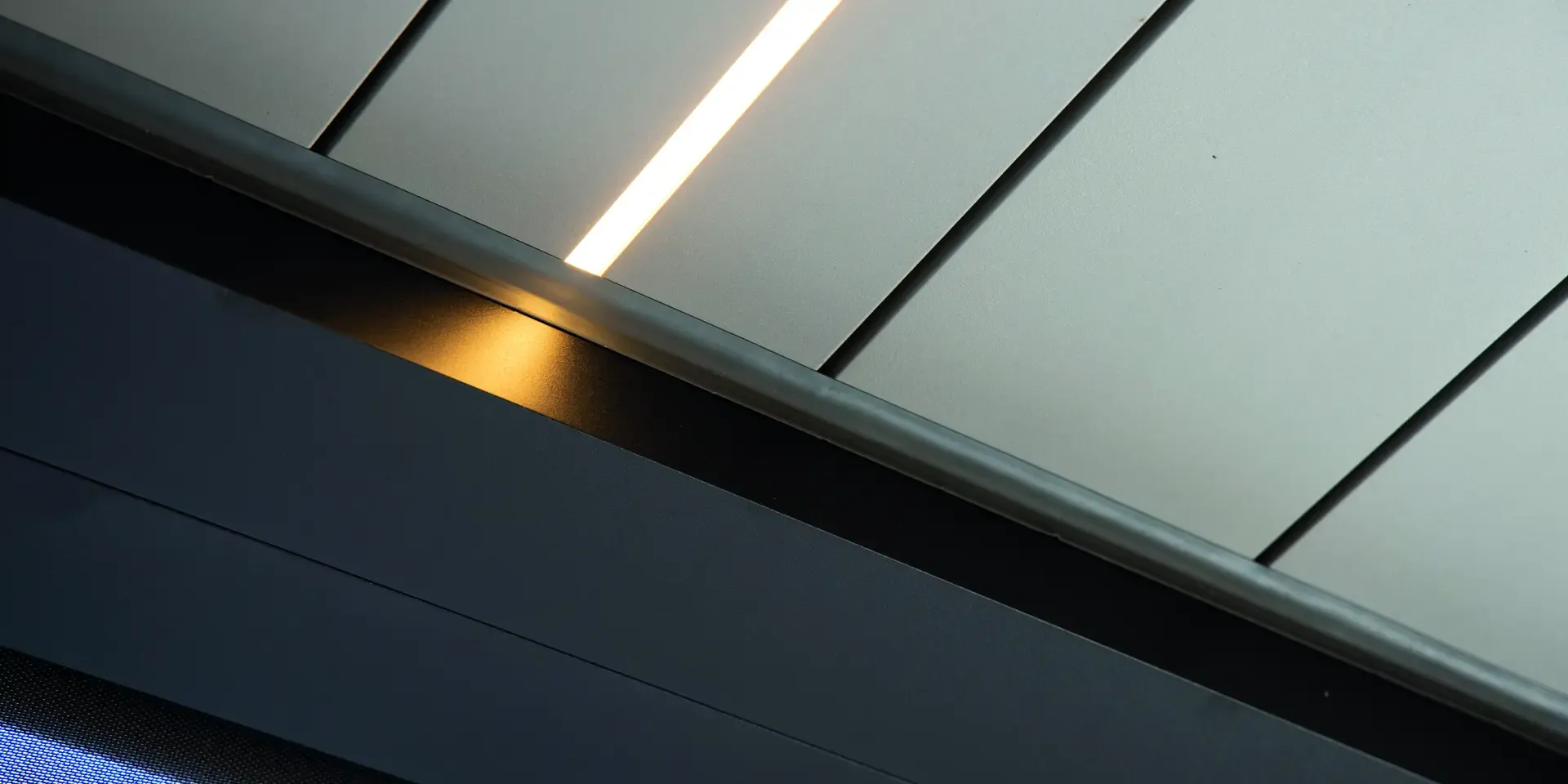 200(70) (2).webp